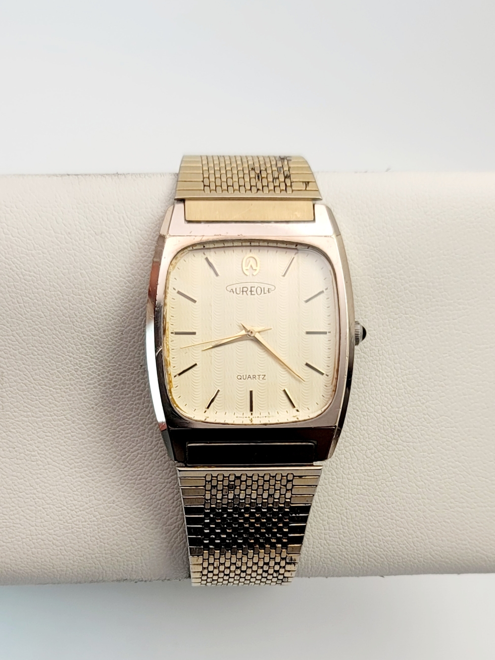 Vintage Aureole SW-E115 Tank Watch Gold Tone Textured Dial Unisex Japan
